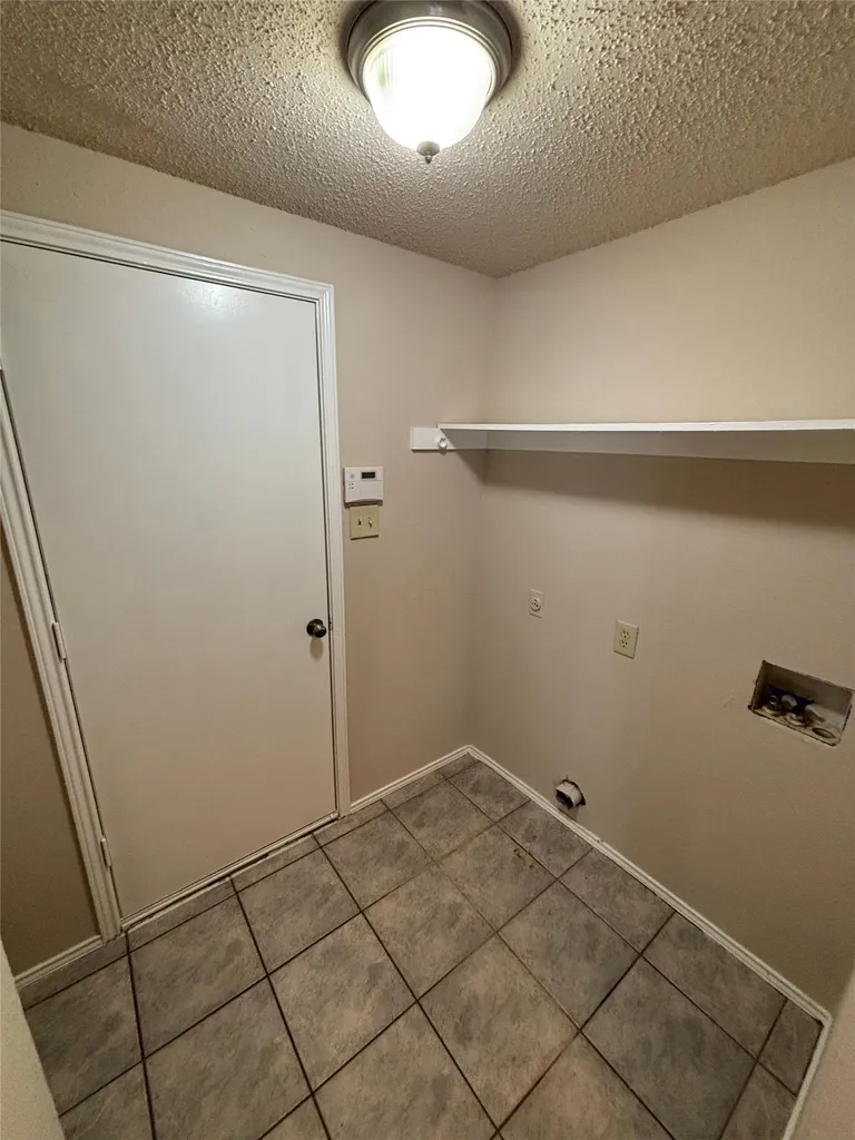 6421 Nellie Drive Arlington TX 76002