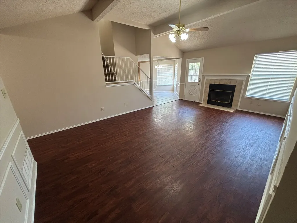 6421 Nellie Drive Arlington TX 76002