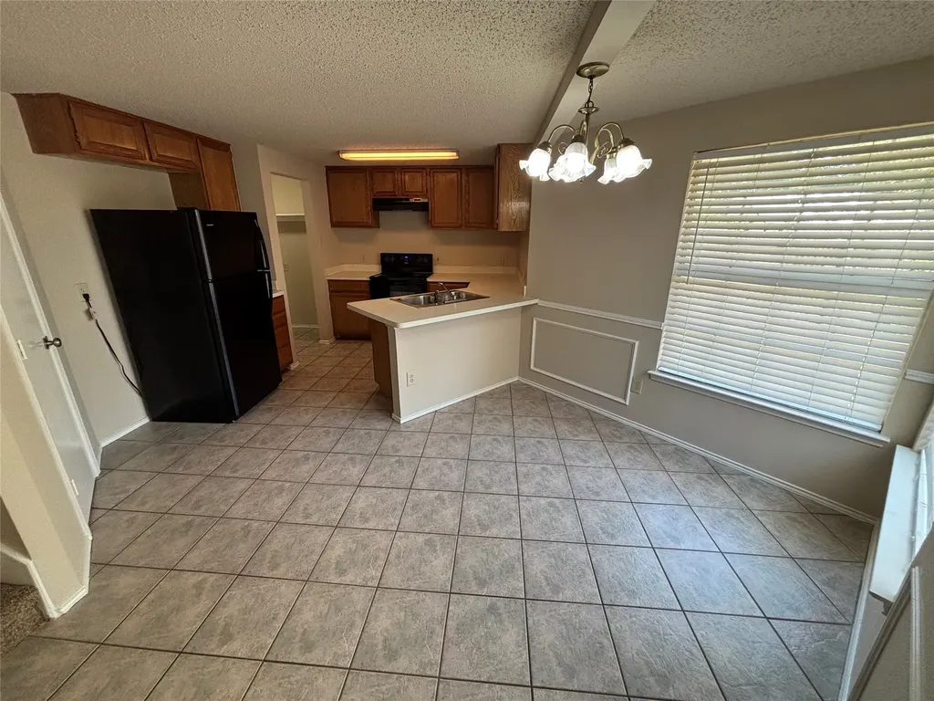 6421 Nellie Drive Arlington TX 76002