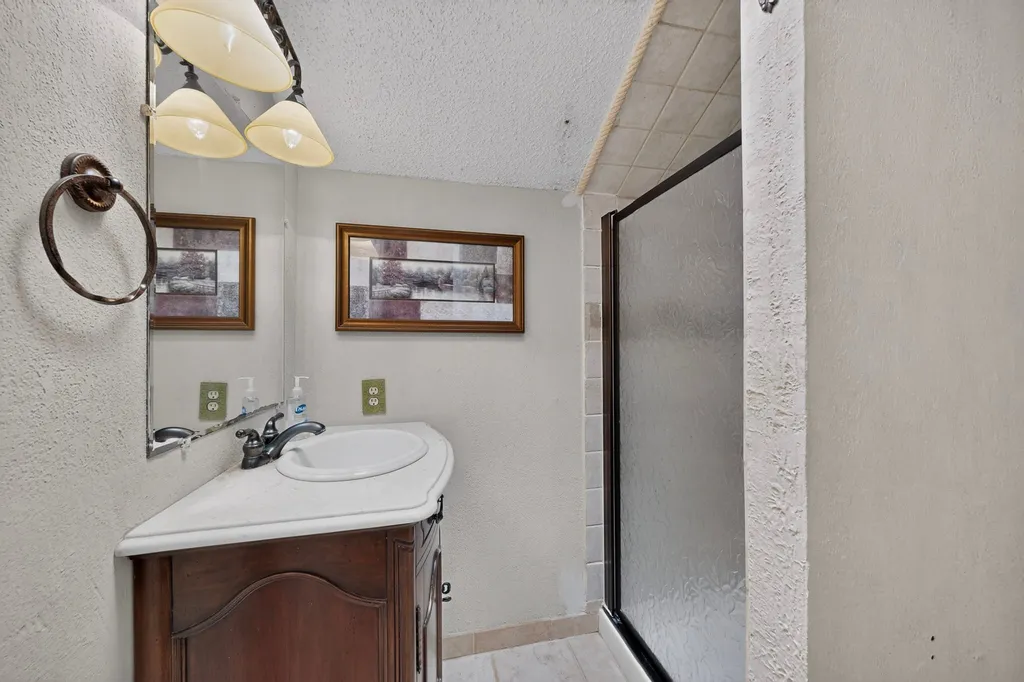 3358 Crawford Drive Corinth TX 76210