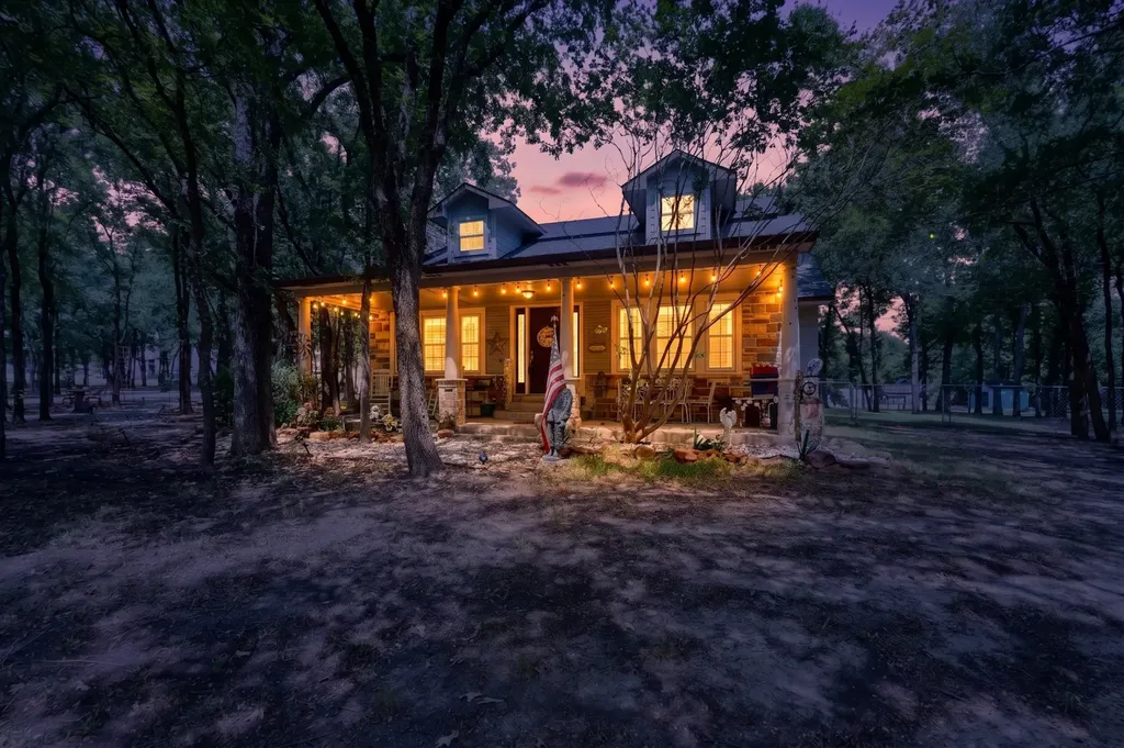 3358 Crawford Drive Corinth TX 76210