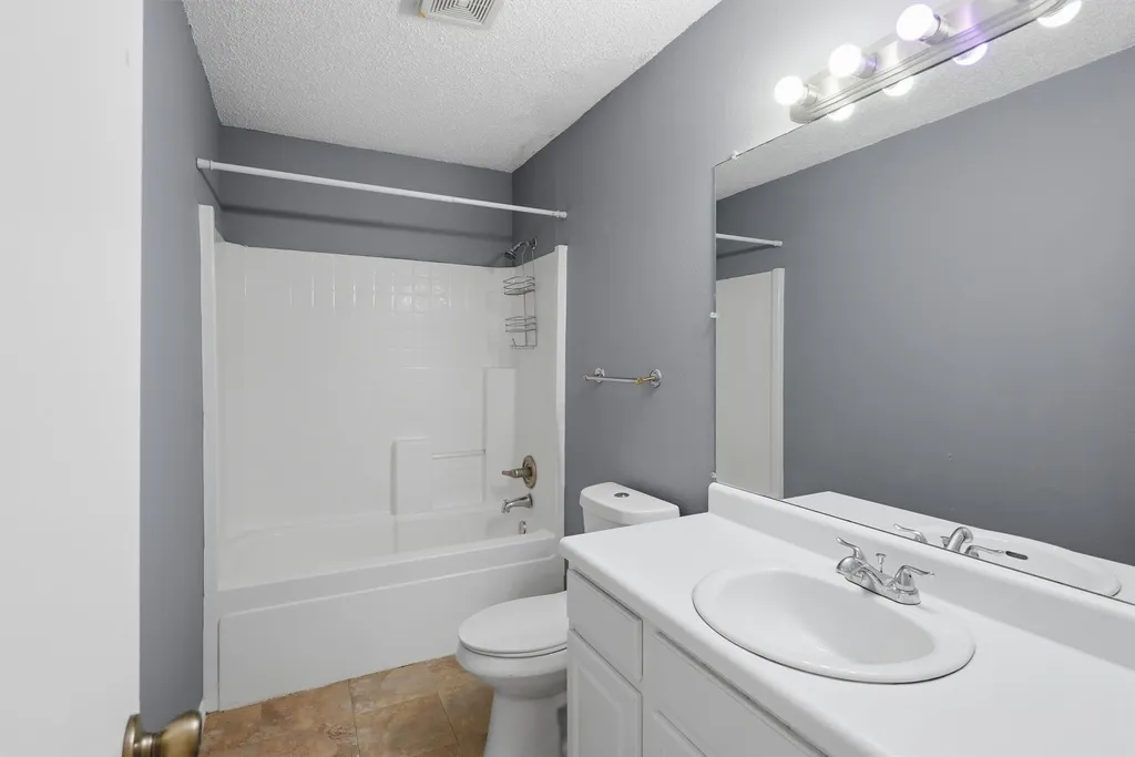 7801 Wd Court Lipan TX 76462