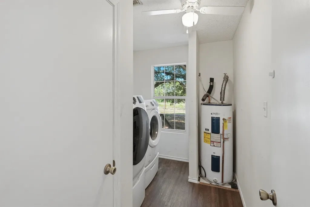 7801 Wd Court Lipan TX 76462