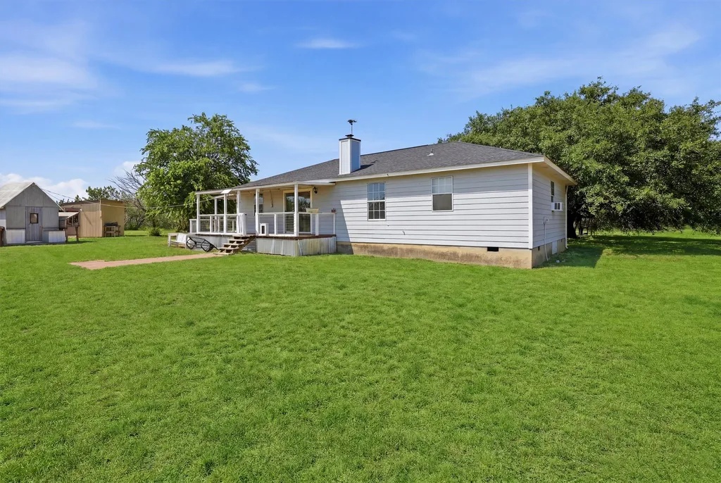7801 Wd Court Lipan TX 76462