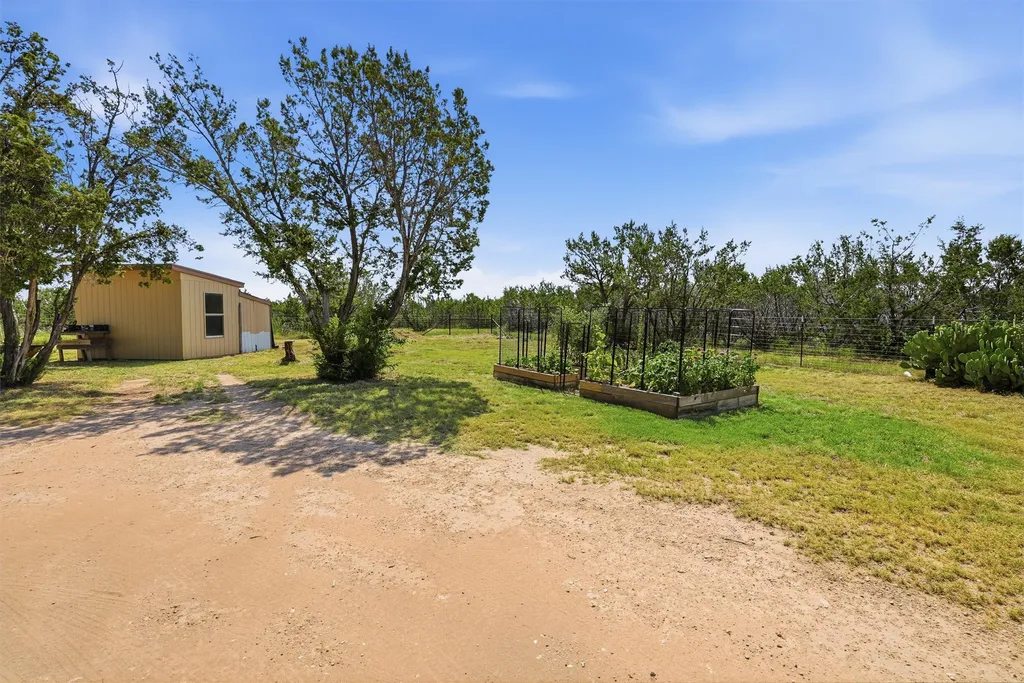 7801 Wd Court Lipan TX 76462