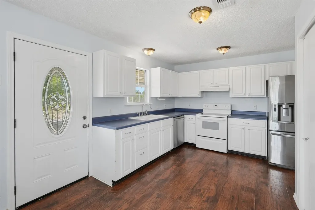 7801 Wd Court Lipan TX 76462