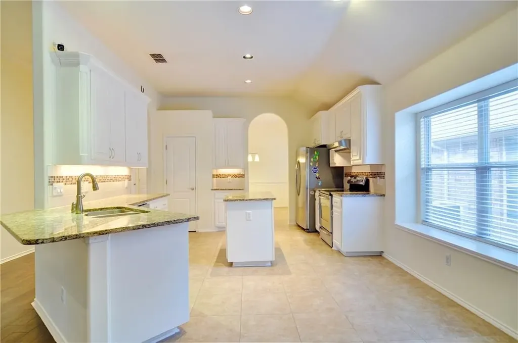 9091 River Trails Boulevard Fort Worth TX 76118