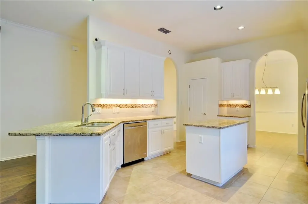 9091 River Trails Boulevard Fort Worth TX 76118