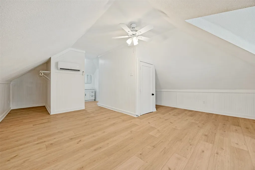 404 S Pearl Street Trenton TX 75490