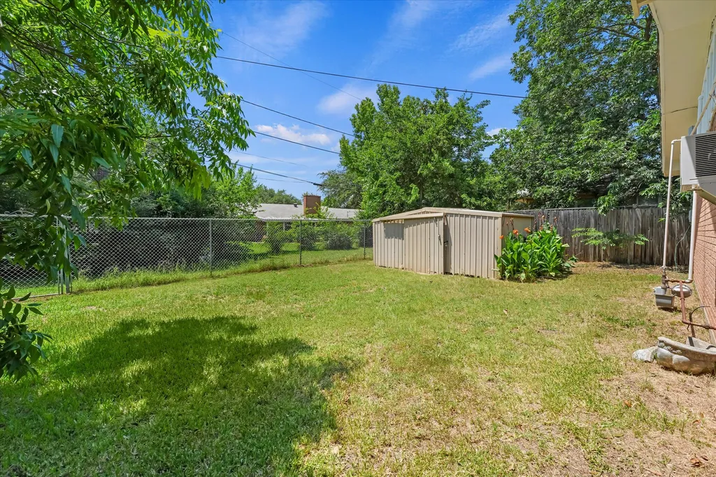 2803 Bois D Arc Street Commerce TX 75428