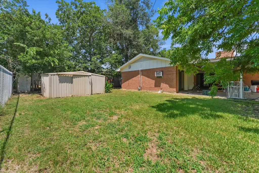 2803 Bois D Arc Street Commerce TX 75428