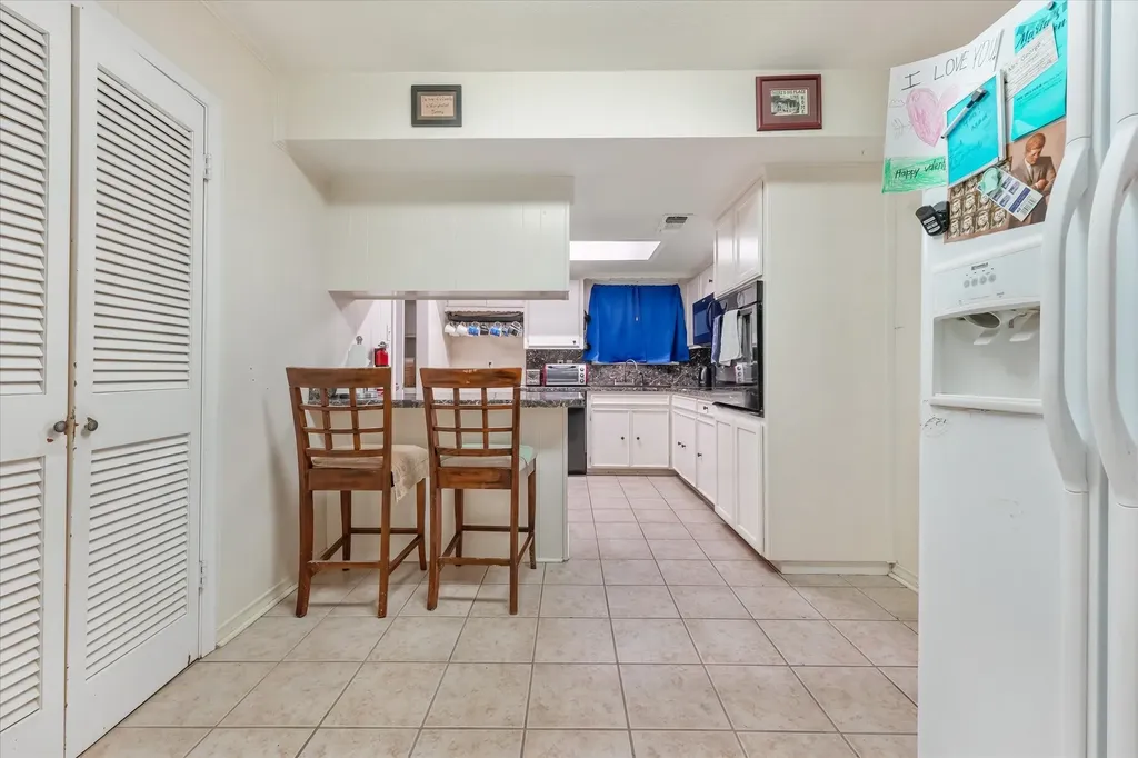 2803 Bois D Arc Street Commerce TX 75428