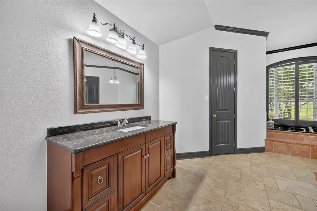 308 W Aurora Vista Trail Aurora TX 76078