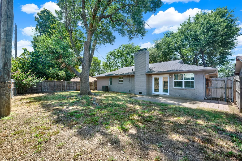 2309 Indian Creek Drive Irving TX 75060