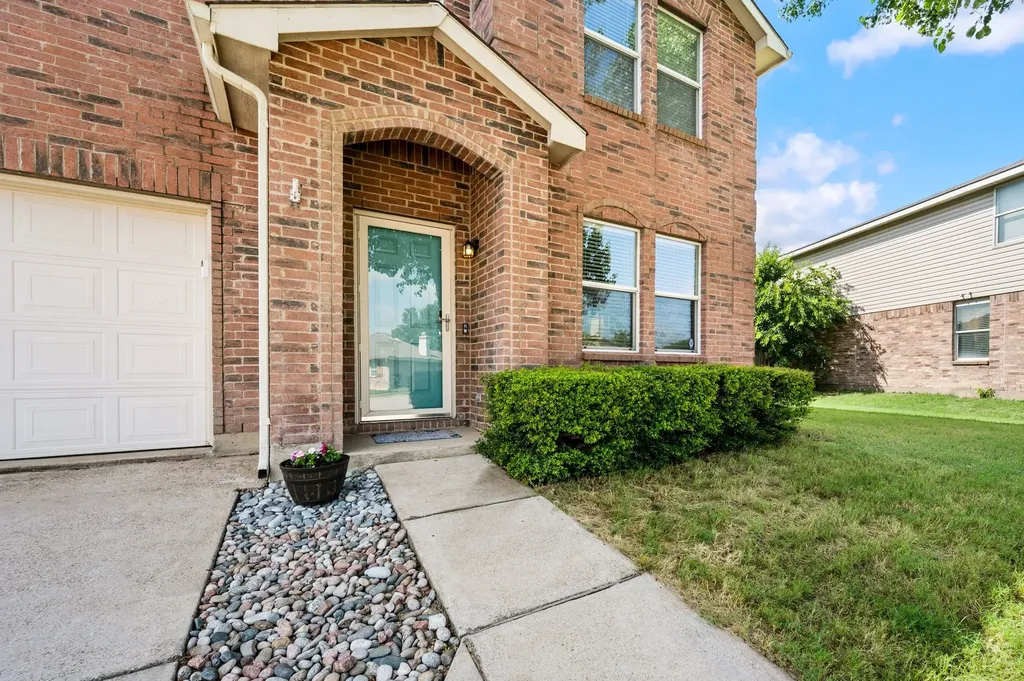 5120 Blue Quartz Road Fort Worth TX 76179