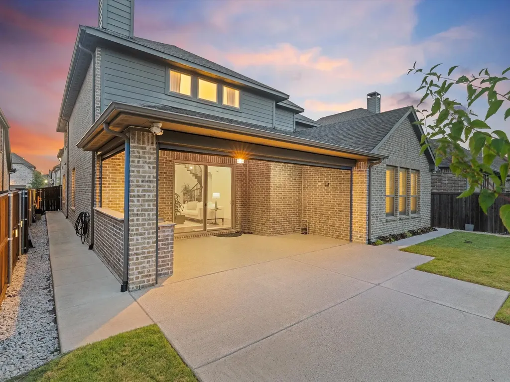 4528 Sir Craig Drive Carrollton TX 75010