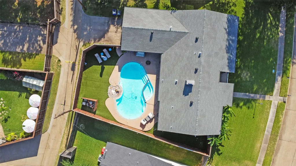3711 Blue Trace Lane Farmers Branch TX 75244