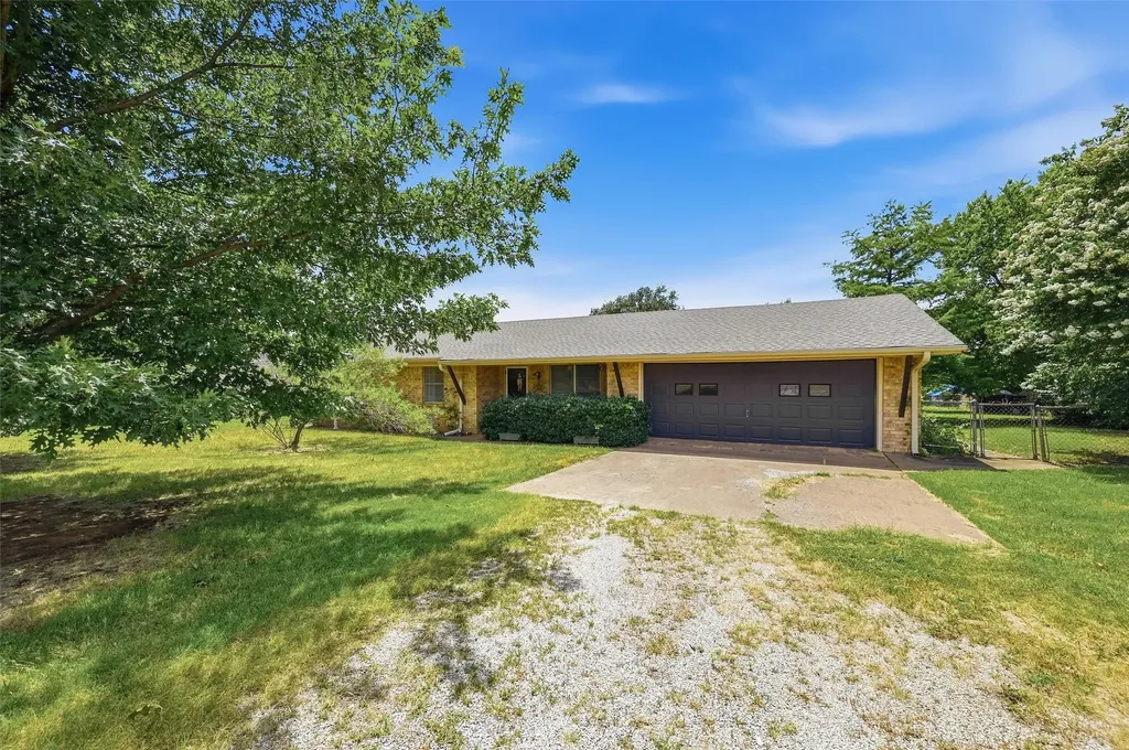 3751 Highway 289 Dorchester TX 75459