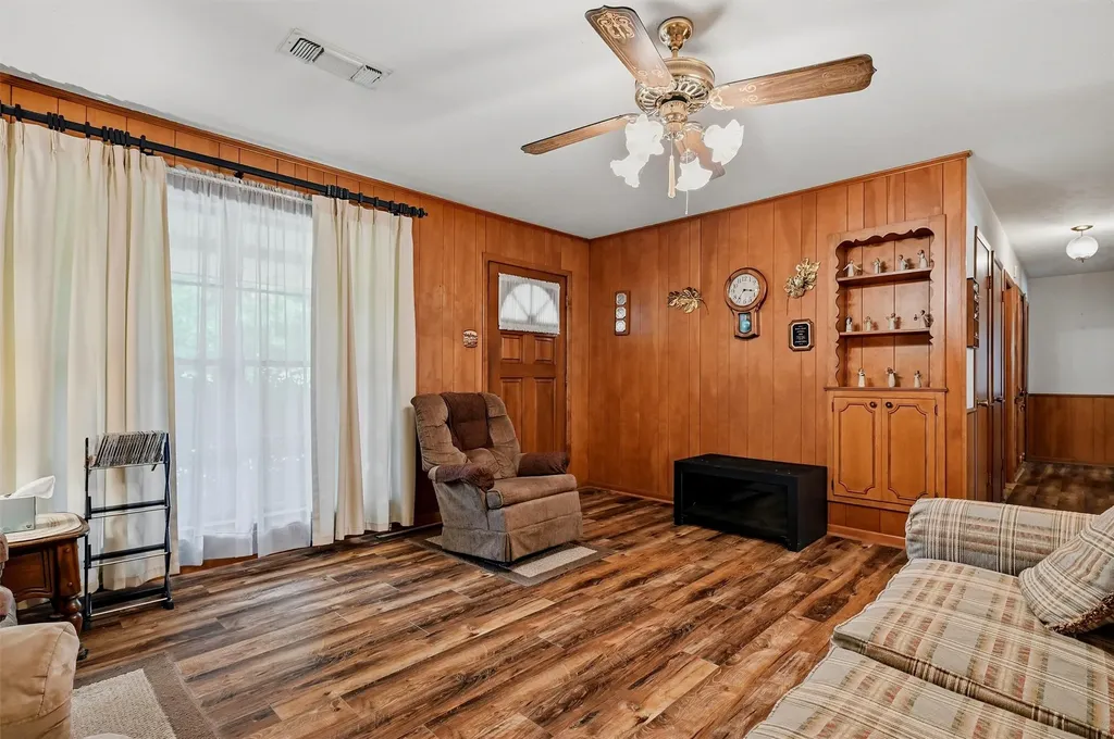 3751 Highway 289 Dorchester TX 75459