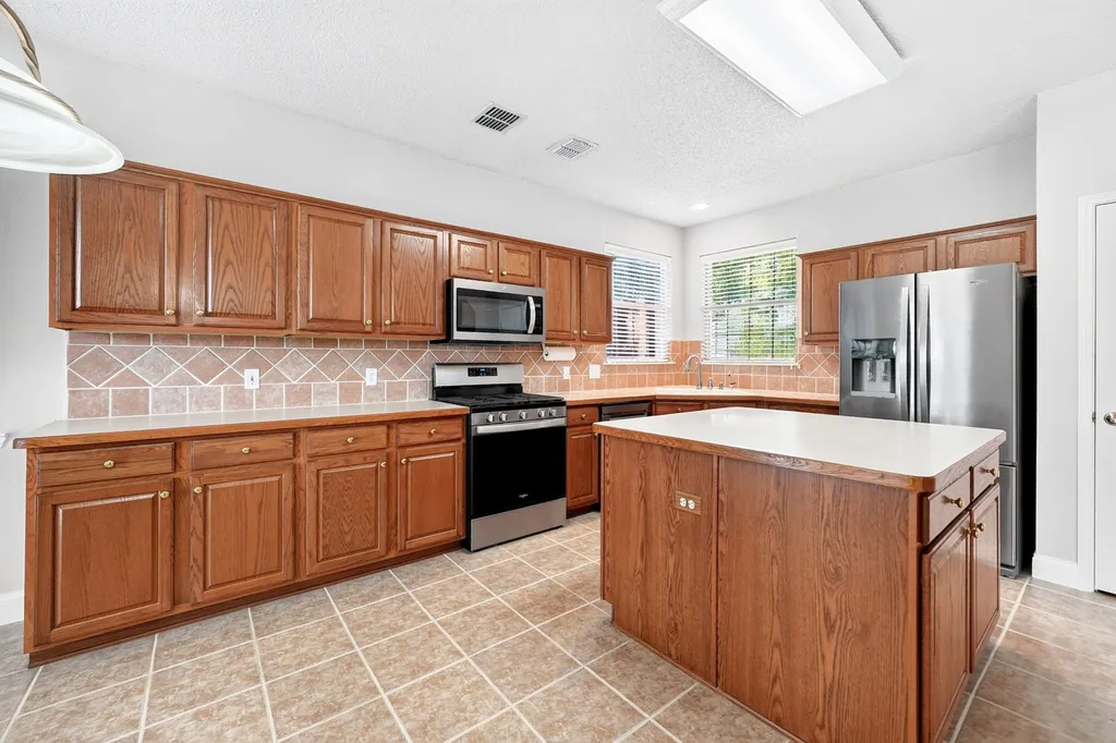 905 Hampstead Drive Mesquite TX 75181