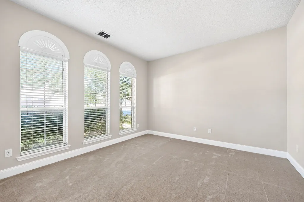 905 Hampstead Drive Mesquite TX 75181