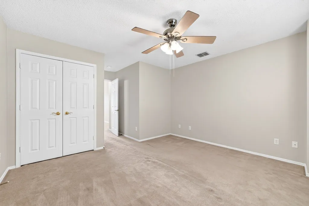 905 Hampstead Drive Mesquite TX 75181