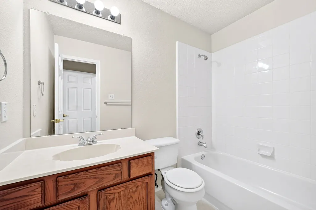 905 Hampstead Drive Mesquite TX 75181