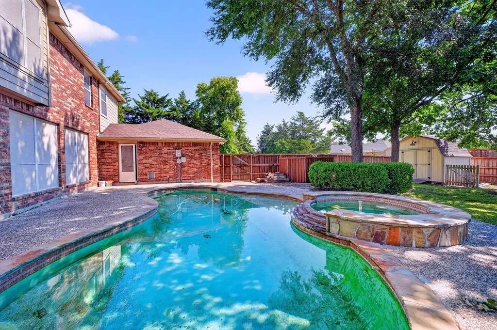 905 Hampstead Drive Mesquite TX 75181