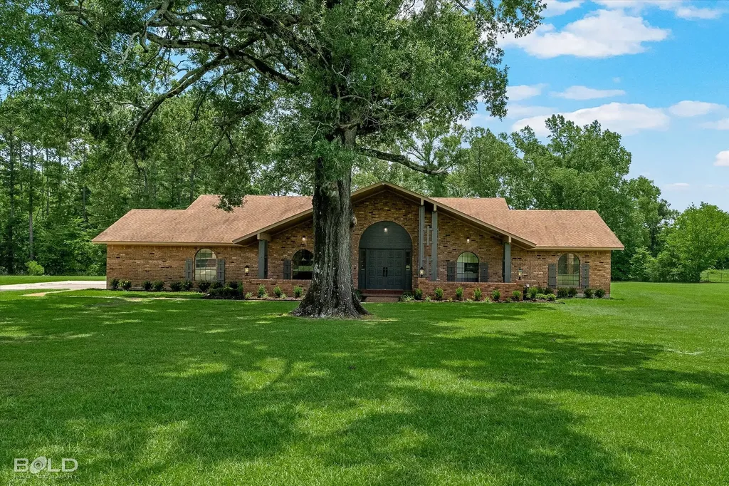 13695 Four Forks Road Keithville LA 71047