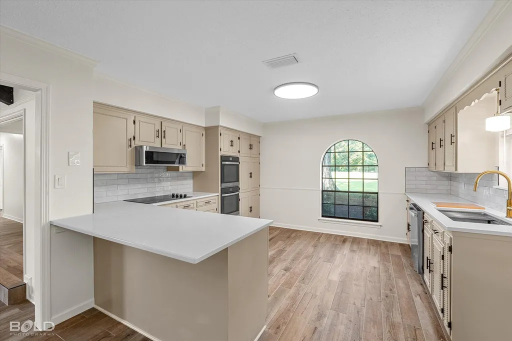 13695 Four Forks Road Keithville LA 71047