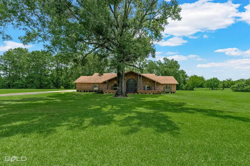 13695 Four Forks Road Keithville LA 71047