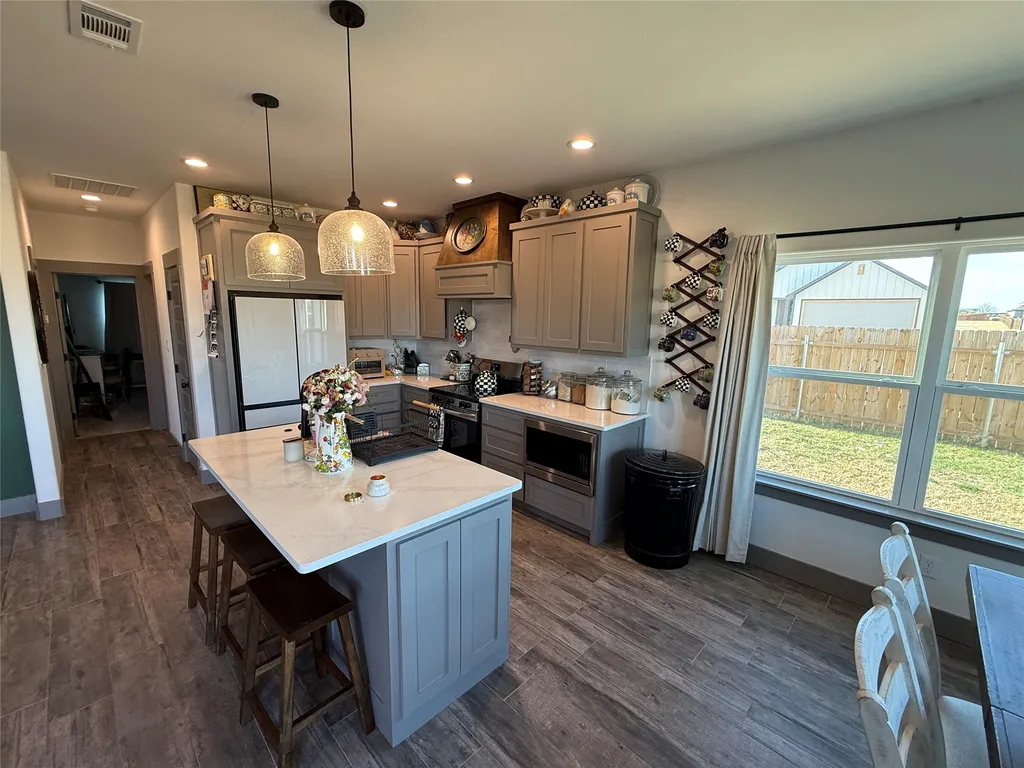 9221 Parkview Tolar TX 76476