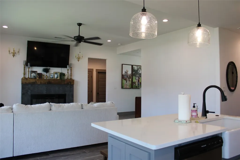 9221 Parkview Tolar TX 76476