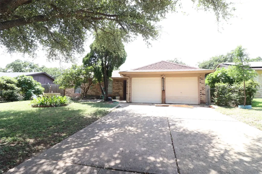 7340 Folkstone Drive Forest Hill TX 76140