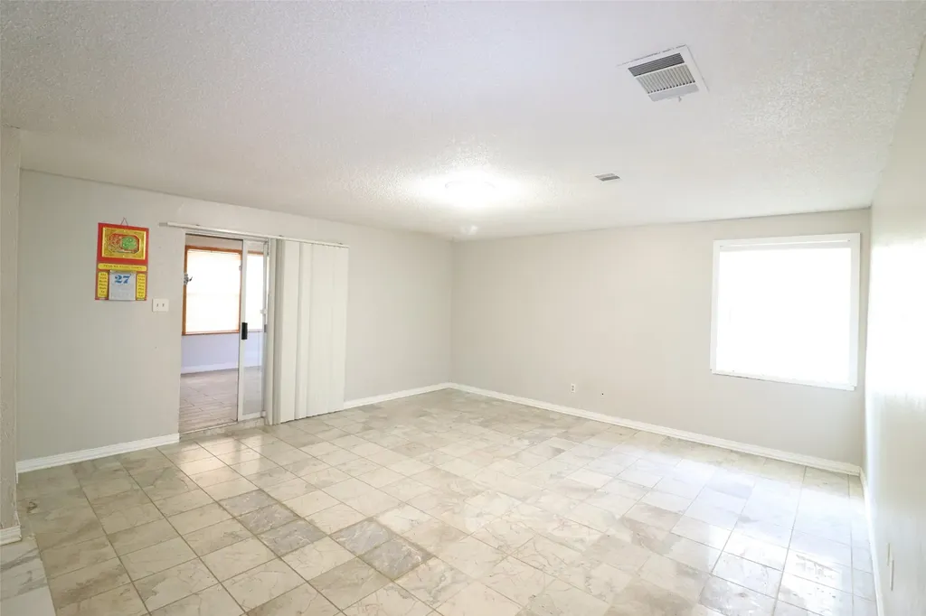7340 Folkstone Drive Forest Hill TX 76140