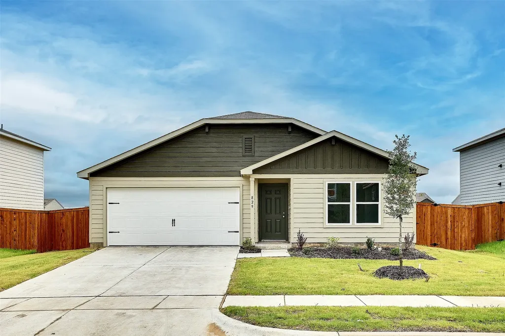 829 Eagles Nest Drive Cleburne TX 76031