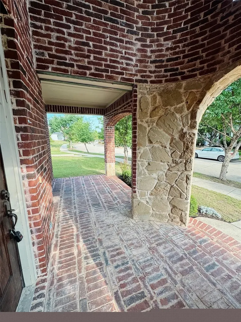 1008 Caudle Lane Savannah TX 76227