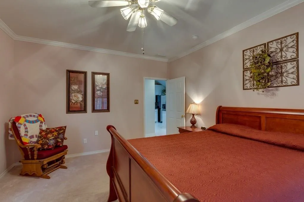 801 Steeps Court Euless TX 76039