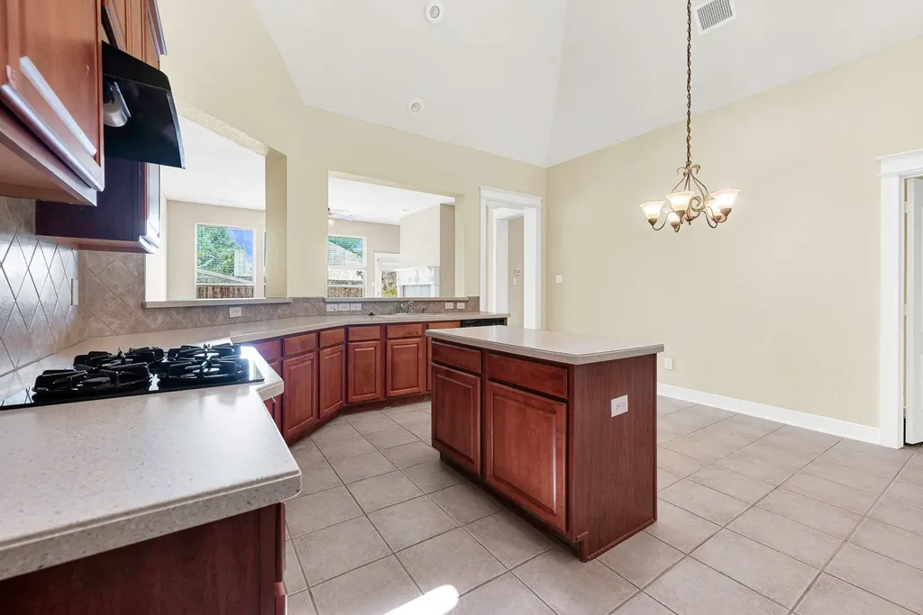 630 Candlewood Trail Murphy TX 75094