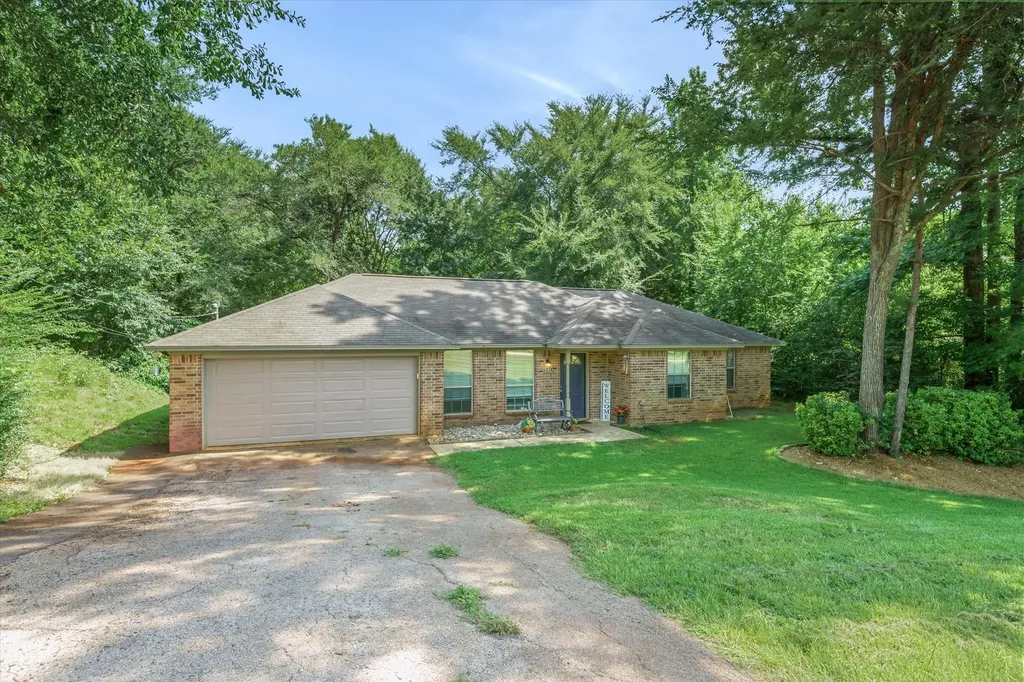 9165 Stonecreek Tyler TX 75703