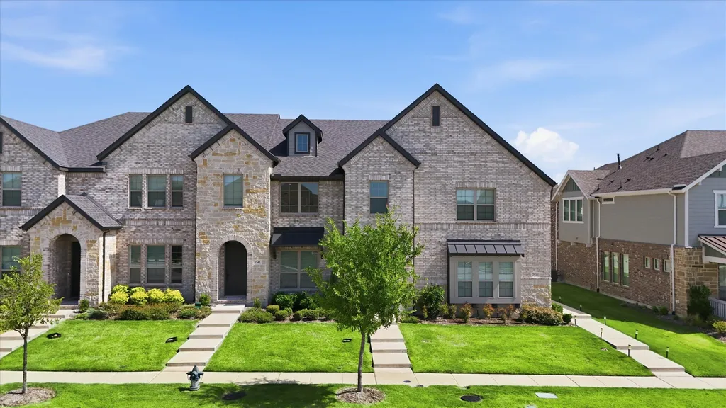 2537 Buttonbush Lane Garland TX 75042
