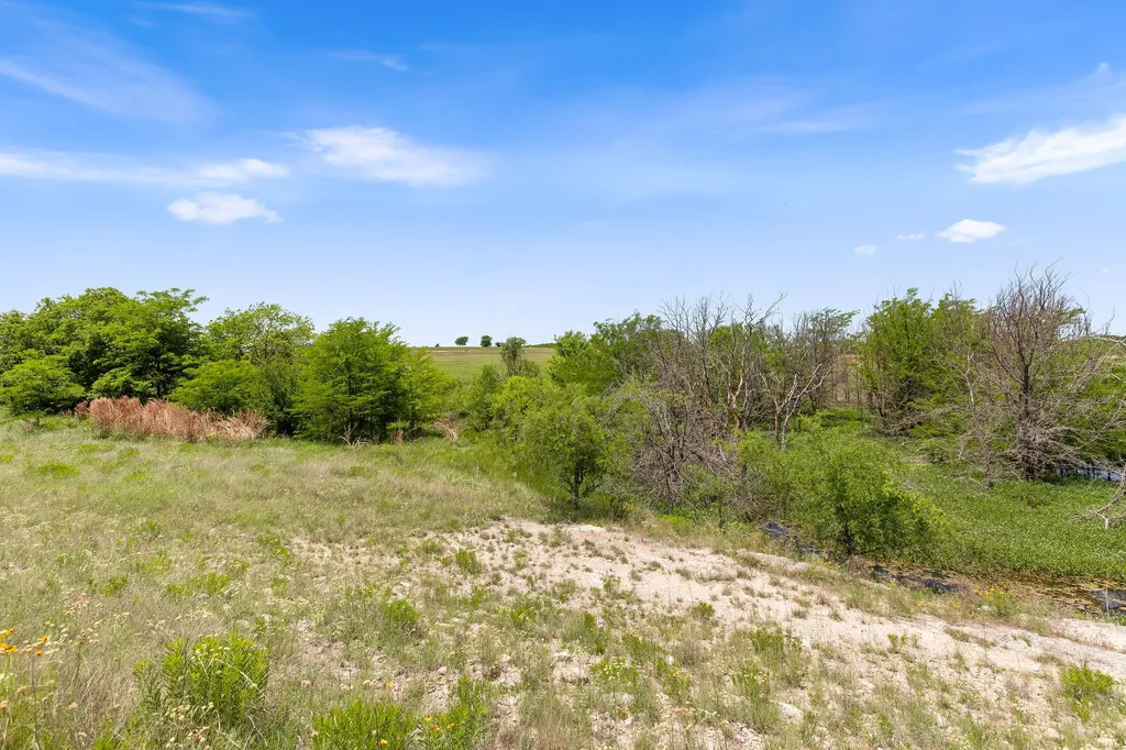 Tbd 80+/- Acres Cr-4421 Rhome TX 76078