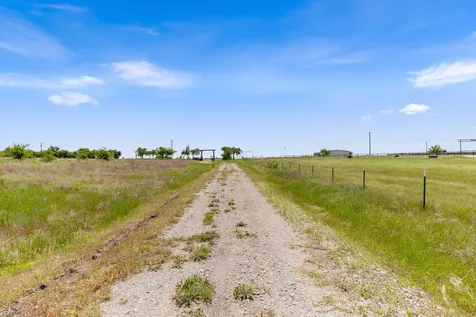 Tbd 80+/- Acres Cr-4421 Rhome TX 76078