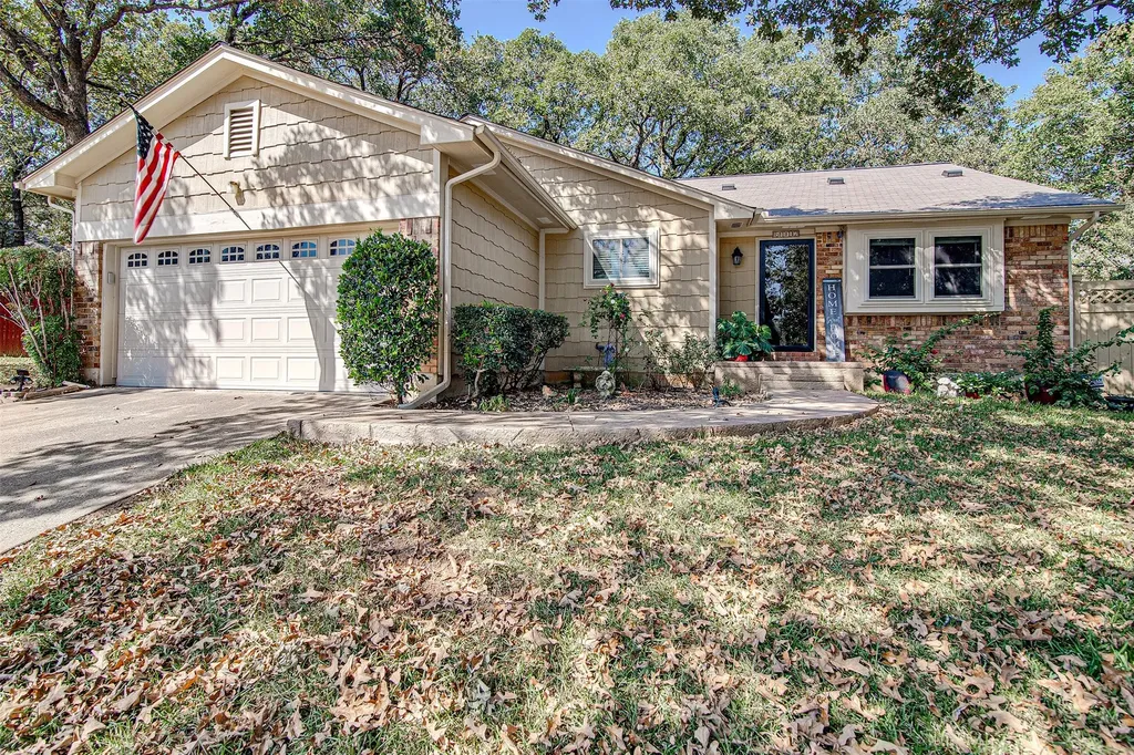 6112 Farmingdale Drive Arlington TX 76001