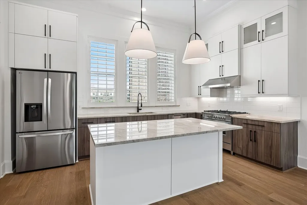 5029 Magnolia Circle Addison TX 75001
