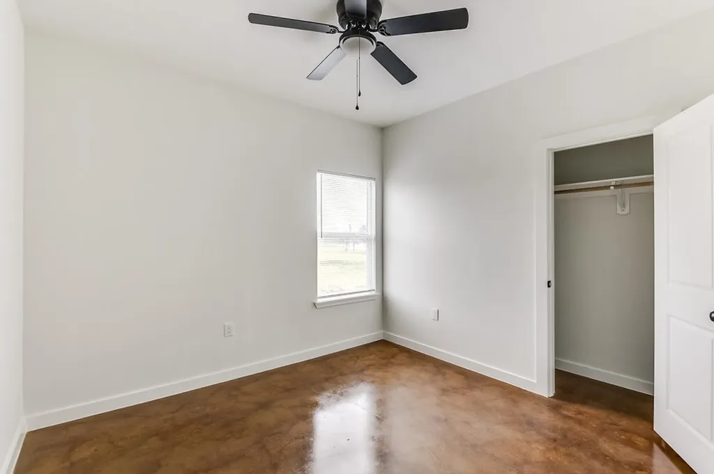 1020 Burnett Boulevard Alvarado TX 76009