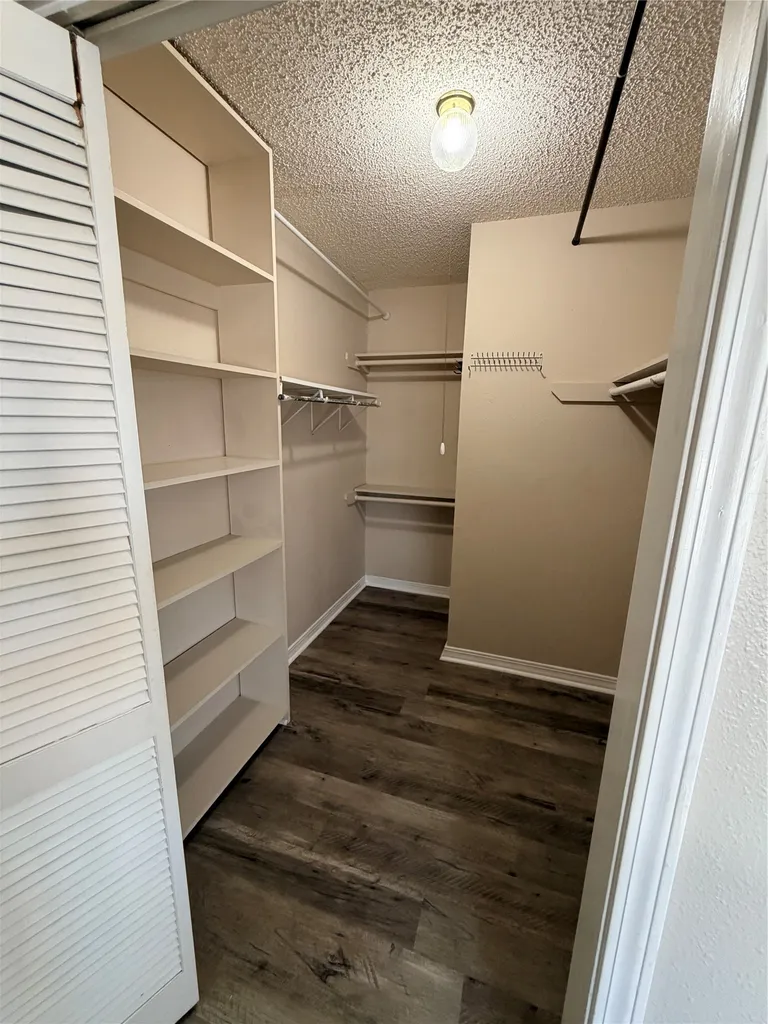 9990 Smugglers Cove Lane Shreveport LA 71115