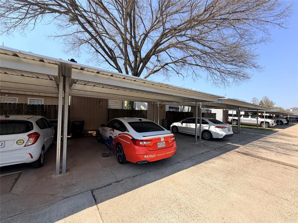 9990 Smugglers Cove Lane Shreveport LA 71115
