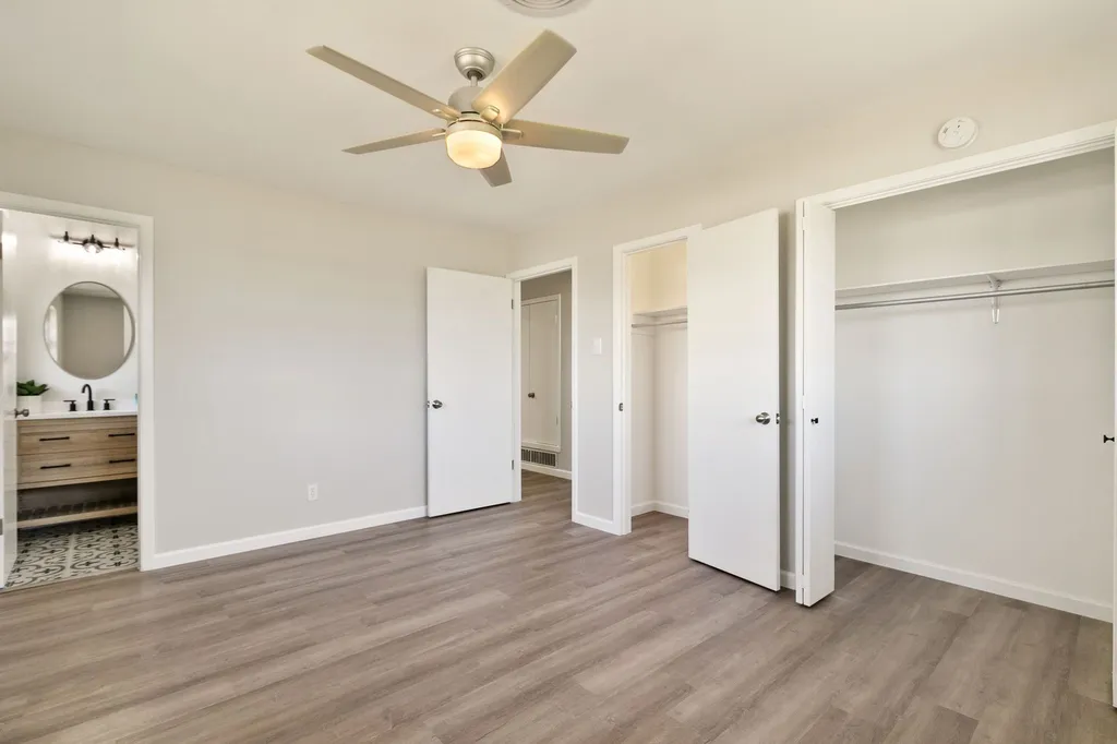 609 S Farmington Road Howe TX 75459