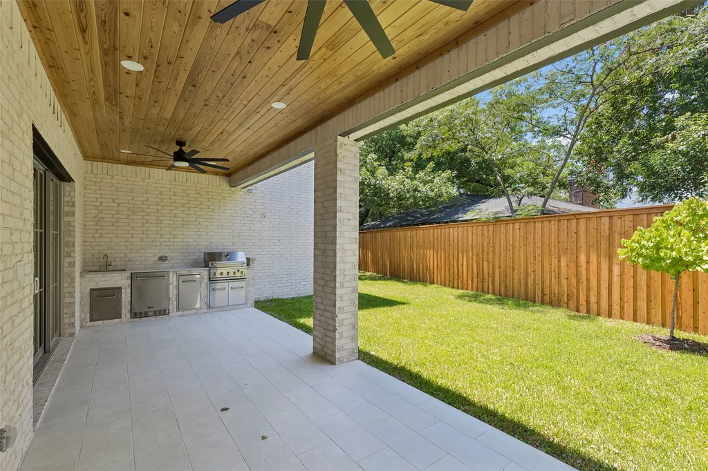 6729 Ravendale Lane Dallas TX 75214